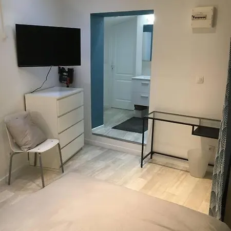 Apartment Atypique De Qualite Orsay